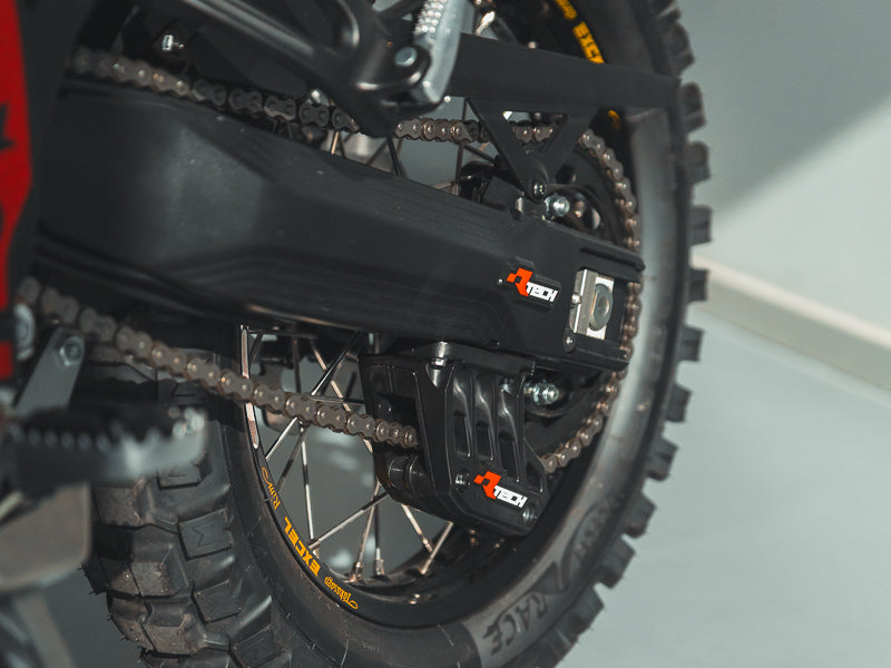 R-Tech Revolution Achterburg beschermers op Yamaha Tenere 700