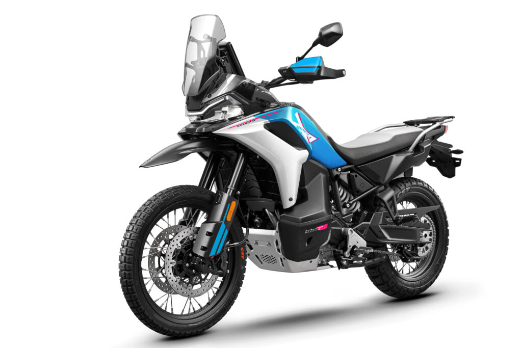 CF Moto 800MT