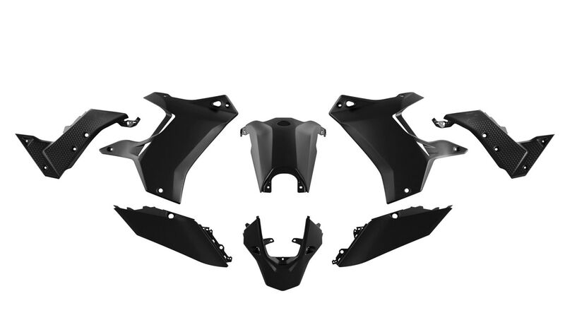 R-Tech Revolution Plastic Kit zwart voor Yamaha Tenere 700 2019-2024